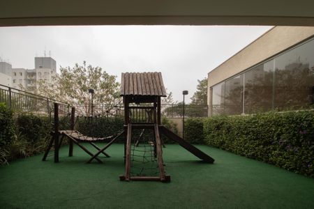 Apartamento à venda com 82m², 3 quartos e 2 vagasÁrea comum - Playground