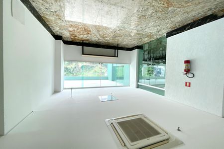 Studio à venda com 29m², 1 quarto e sem vaga Studio à venda com 29m², 1 quarto e sem vagaÁrea comum