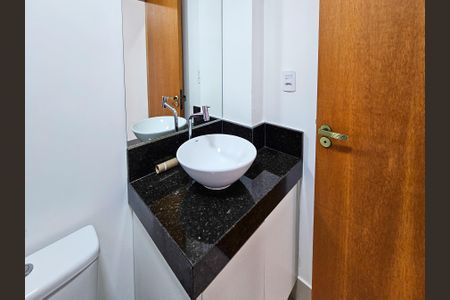 Apartamento à venda com 70m², 2 quartos e 1 vagaBanheiro Suite
