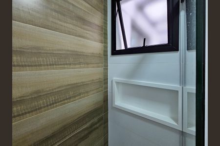 Apartamento à venda com 70m², 2 quartos e 1 vagaBanheiro Suite