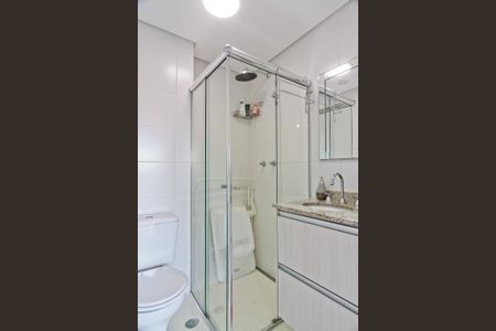 Apartamento à venda com 55m², 2 quartos e 1 vaga Apartamento à venda com 55m², 2 quartos e 1 vagaBanheiro