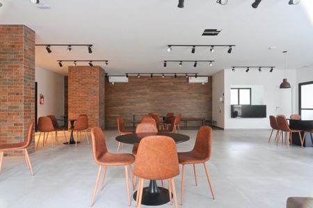 Apartamento à venda com 55m², 2 quartos e 1 vaga Apartamento à venda com 55m², 2 quartos e 1 vagaÁrea comum - Salão de festas