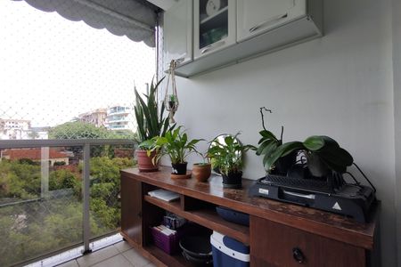 Apartamento à venda com 65m², 2 quartos e 1 vagaVaranda