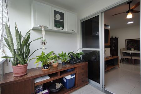 Apartamento à venda com 65m², 2 quartos e 1 vagaVaranda