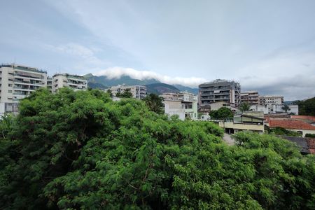 Apartamento à venda com 65m², 2 quartos e 1 vagaVista