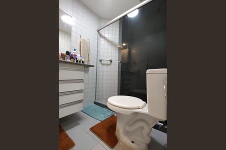 Apartamento à venda com 65m², 2 quartos e 1 vagaBanheiro da Suíte 