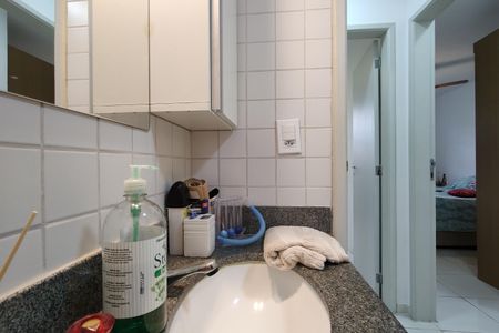 Apartamento à venda com 65m², 2 quartos e 1 vagaBanheiro Social