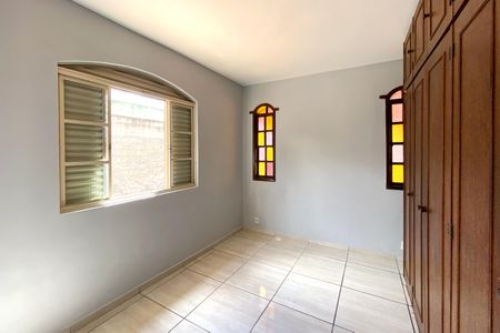 Casa para alugar com 360m², 3 quartos e 5 vagas Casa para alugar com 360m², 3 quartos e 5 vagasSuite 1