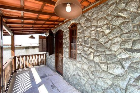 Varanda de casa para alugar com 3 quartos, 360m² em União, Belo Horizonte