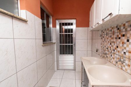 Casa à venda com 328m², 4 quartos e 5 vagasCasa2 - Área de Serviço