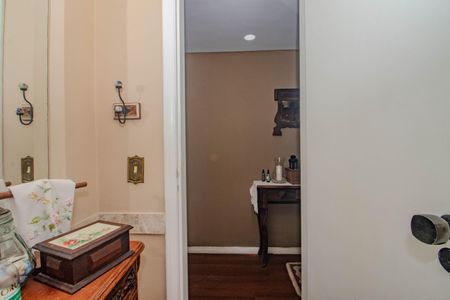 Apartamento à venda com 192m², 3 quartos e 1 vaga Apartamento à venda com 192m², 3 quartos e 1 vagaLavabo