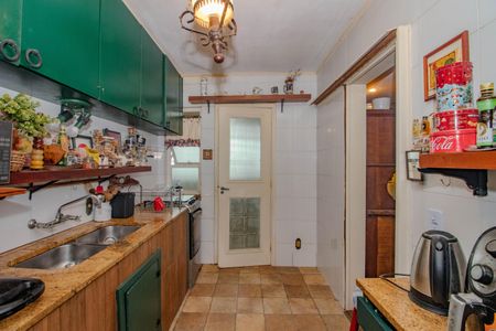 Apartamento à venda com 192m², 3 quartos e 1 vaga Apartamento à venda com 192m², 3 quartos e 1 vagaCozinha e Área de Serviço