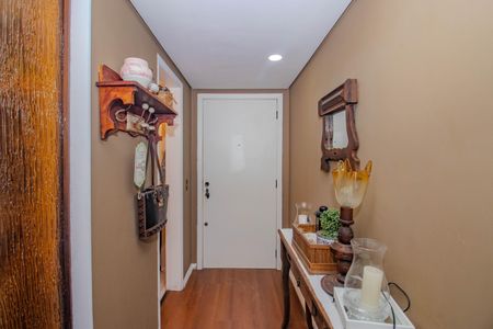 Sala - Hall de apartamento à venda com 3 quartos, 192m² em Três Figueiras, Porto Alegre