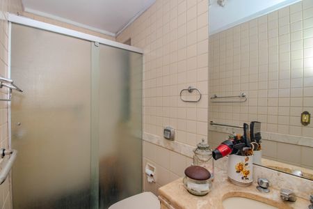 Apartamento à venda com 192m², 3 quartos e 1 vaga Apartamento à venda com 192m², 3 quartos e 1 vagaBanheiro da Suíte