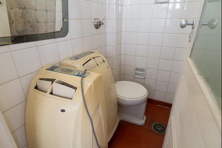 Apartamento à venda com 173m², 3 quartos e 2 vagasBanheiro de Serviço