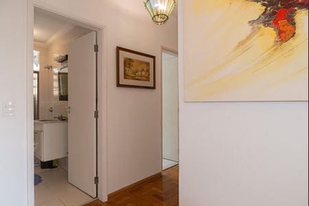 Apartamento à venda com 173m², 3 quartos e 2 vagasCorredor dos Quartos