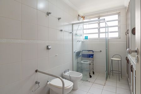 Apartamento à venda com 173m², 3 quartos e 2 vagasBanheiro 1