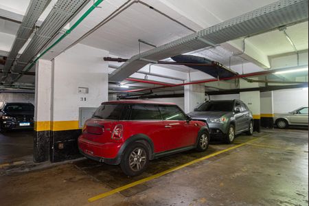 Apartamento à venda com 173m², 3 quartos e 2 vagasÁrea comum - Garagem