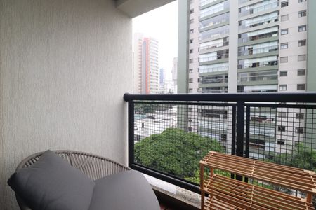 Apartamento à venda com 94m², 2 quartos e 2 vagasVaranda Quarto 2 suíte