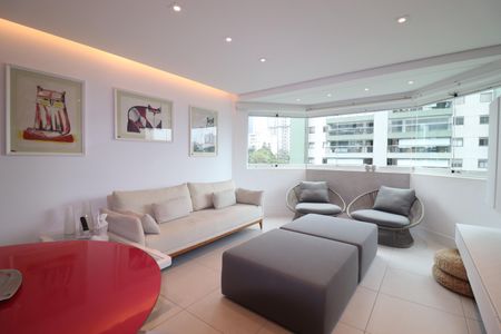 Apartamento à venda com 94m², 2 quartos e 2 vagasSala