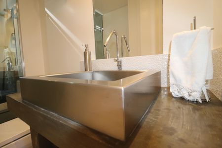 Apartamento à venda com 94m², 2 quartos e 2 vagasBanheiro Quarto 2 suíte