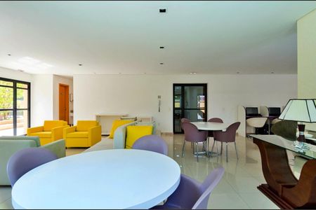 Apartamento à venda com 94m², 2 quartos e 2 vagasÁrea comum - Salão de festas