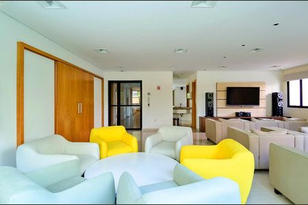 Apartamento à venda com 94m², 2 quartos e 2 vagasÁrea comum - Cinema