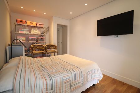 Apartamento à venda com 94m², 2 quartos e 2 vagasQuarto 2 suíte