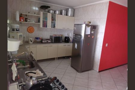 Cozinha  de apartamento para alugar com 3 quartos, 133m² em Petrópolis, Porto Alegre