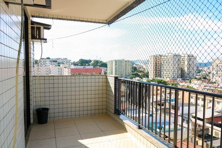 Apartamento à venda com 226m², 3 quartos e 4 vagas Apartamento à venda com 226m², 3 quartos e 4 vagasVaranda dos Quartos