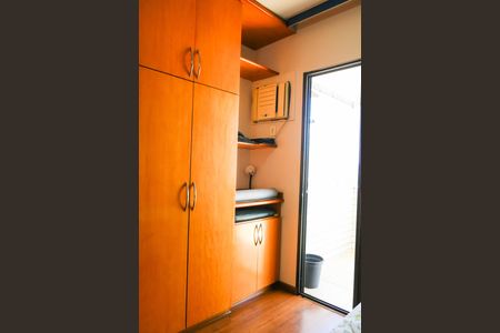 Apartamento à venda com 226m², 3 quartos e 4 vagas Apartamento à venda com 226m², 3 quartos e 4 vagasQuarto 3