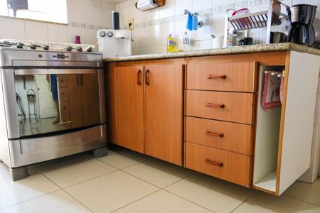 Apartamento à venda com 226m², 3 quartos e 4 vagas Apartamento à venda com 226m², 3 quartos e 4 vagasCozinha