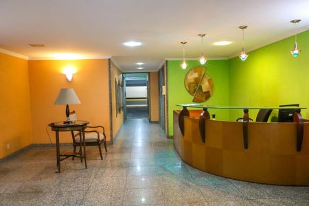 Apartamento à venda com 226m², 3 quartos e 4 vagas Apartamento à venda com 226m², 3 quartos e 4 vagasPortaria