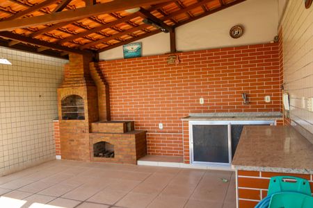 Apartamento à venda com 226m², 3 quartos e 4 vagas Apartamento à venda com 226m², 3 quartos e 4 vagasCobertura