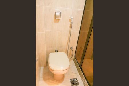 Apartamento à venda com 226m², 3 quartos e 4 vagas Apartamento à venda com 226m², 3 quartos e 4 vagasBanheiro do Quarto Suíte