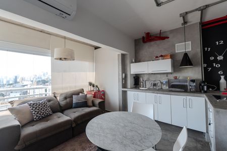 Studio à venda com 37m², 1 quarto e 1 vaga Studio à venda com 37m², 1 quarto e 1 vagaStudio