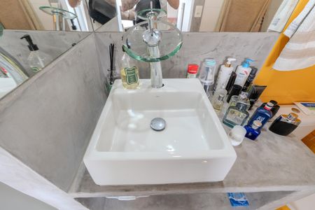 Banheiro de kitnet/studio à venda com 1 quarto, 37m² em Bela Vista, São Paulo