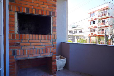 Varanda  de apartamento para alugar com 2 quartos, 65m² em Passo D’areia, Porto Alegre