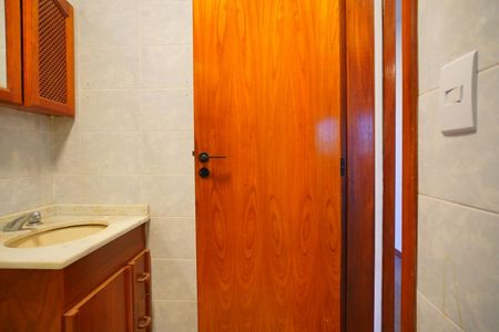 Apartamento para alugar com 65m², 2 quartos e 1 vagaBanheiro 