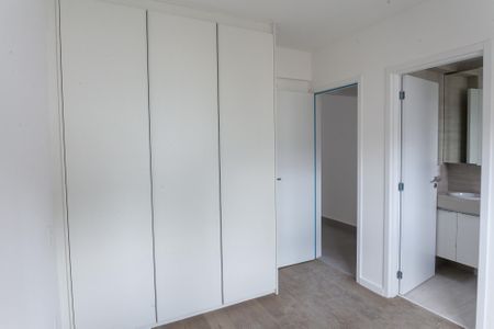 Apartamento à venda com 81m², 2 quartos e 1 vagasuite 1