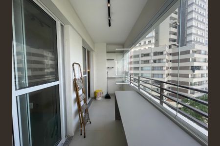 Apartamento para alugar com 32m², 1 quarto e sem vagaVaranda