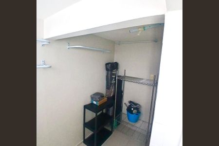 Apartamento para alugar com 75m², 2 quartos e 1 vaga Apartamento para alugar com 75m², 2 quartos e 1 vagaÁrea de serviço