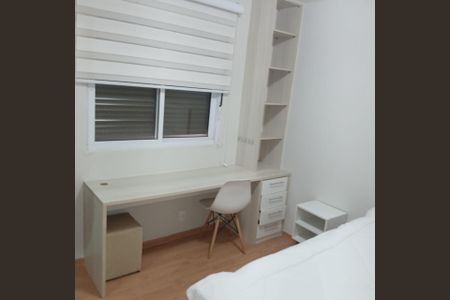 Quarto de apartamento para alugar com 2 quartos, 75m² em Indianópolis, São Paulo