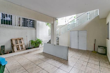 Casa para alugar com 243m², 3 quartos e 2 vagas Casa para alugar com 243m², 3 quartos e 2 vagasGaragem