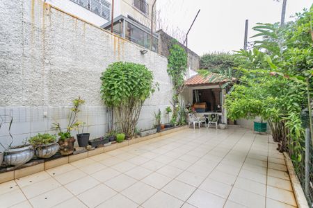 Casa para alugar com 243m², 3 quartos e 2 vagas Casa para alugar com 243m², 3 quartos e 2 vagasÁrea gourmet