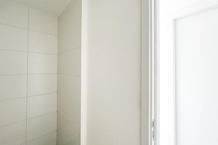 Apartamento à venda com 41m², 2 quartos e 1 vaga Apartamento à venda com 41m², 2 quartos e 1 vagaBanheiro