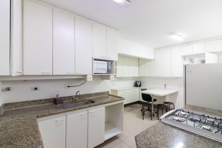 Apartamento para alugar com 134m², 3 quartos e 1 vaga Apartamento para alugar com 134m², 3 quartos e 1 vagaCozinha