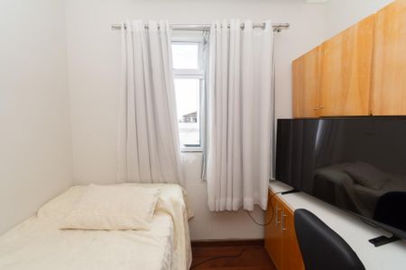 Apartamento à venda com 150m², 3 quartos e 2 vagasQuarto 2