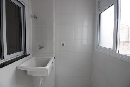 Apartamento para alugar com 46m², 2 quartos e 1 vaga Apartamento para alugar com 46m², 2 quartos e 1 vagaÁrea de Serviço