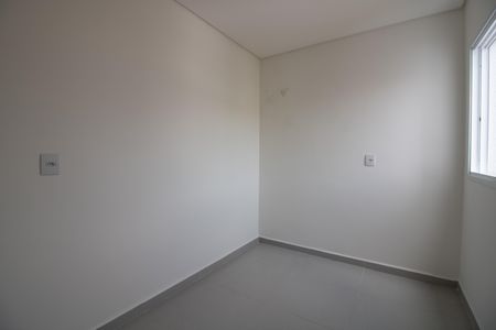 Quarto 1 de apartamento para alugar com 2 quartos, 46m² em Vila Talarico, São Paulo